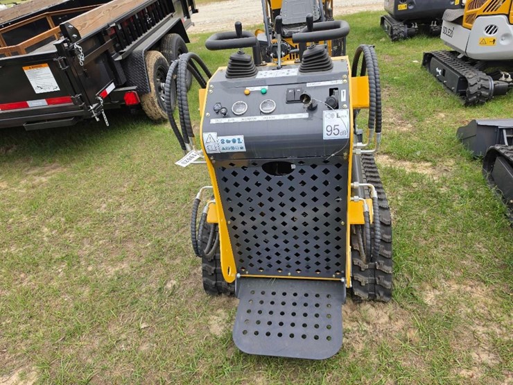 --absolute---new---stand-on-mini-skid-image-6