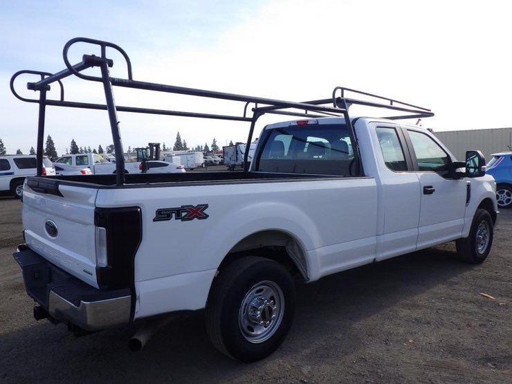 2017-ford-f250-image-3