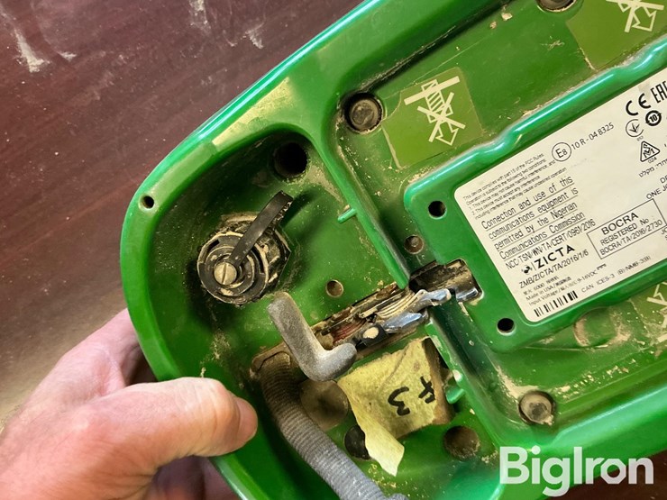 john-deere-6000-image-12