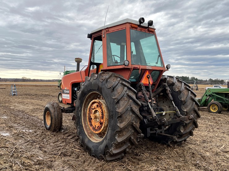 allis-chalmers-7045-image-2