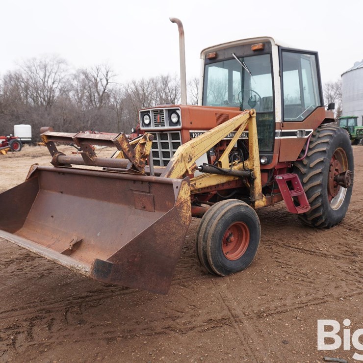 1976 INTERNATIONAL 1086