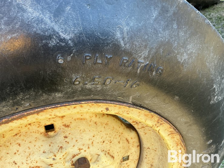 1996-john-deere-5200-image-18