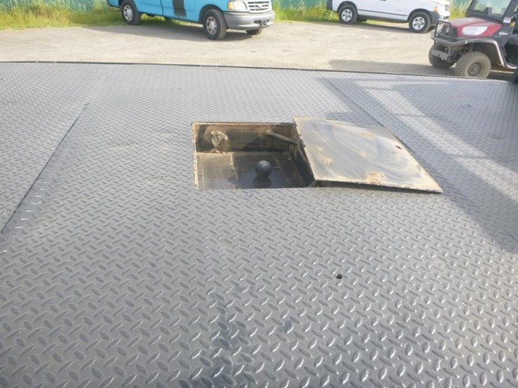 2011-dodge-ram-5500-image-8