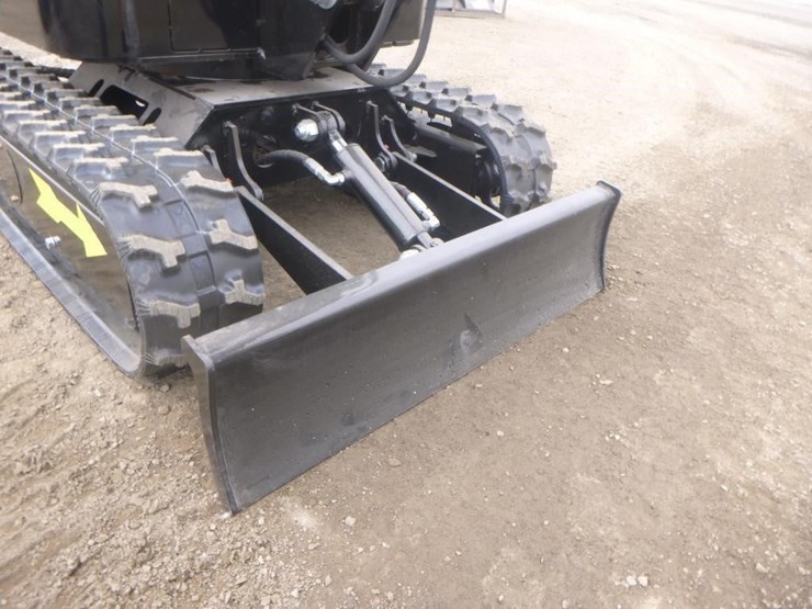 vicsec-vc13-hydraulic-excavator-image-16