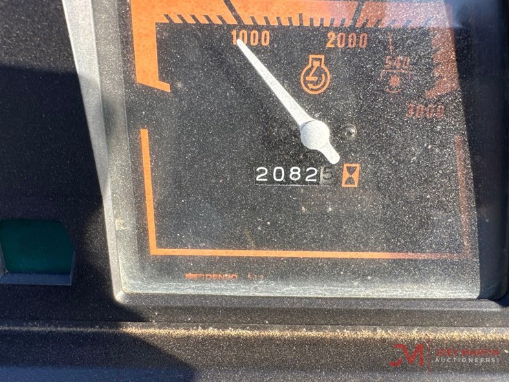 new-holland-1720-image-20