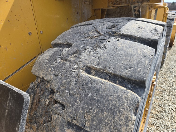 2001-caterpillar-988g-image-90