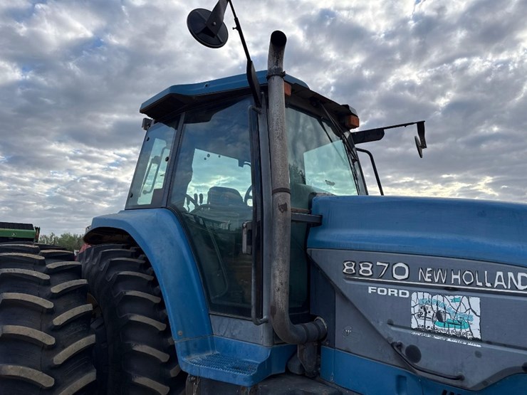 new-holland-8870-image-17