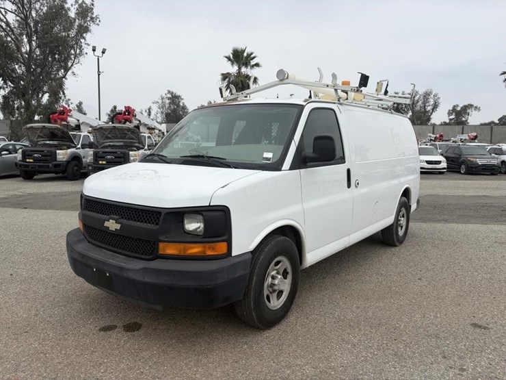 2007-chevrolet-express-1500-image-1