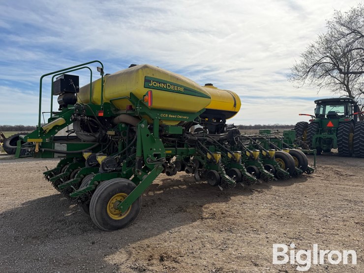 john-deere-1770-image-5