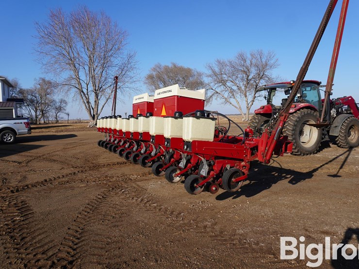 case-ih-900-image-12