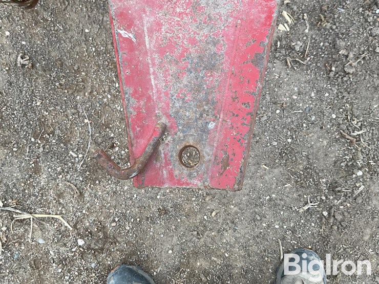 international-850-image-9