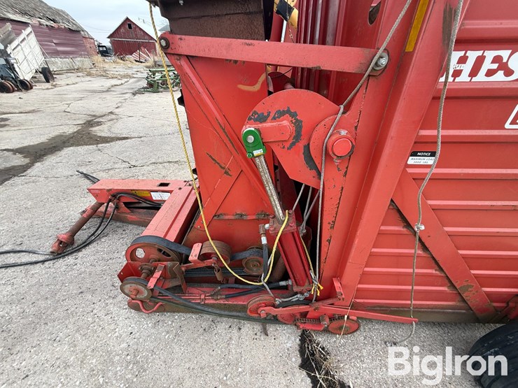 hesston-stackhand-10-forage-stacker-image-16