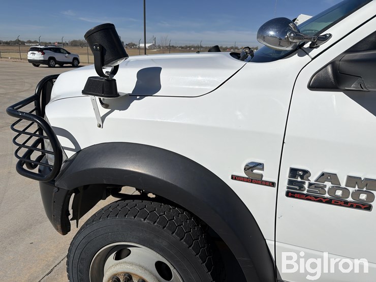 2014-ram-5500-37'-bucket-truck-image-20