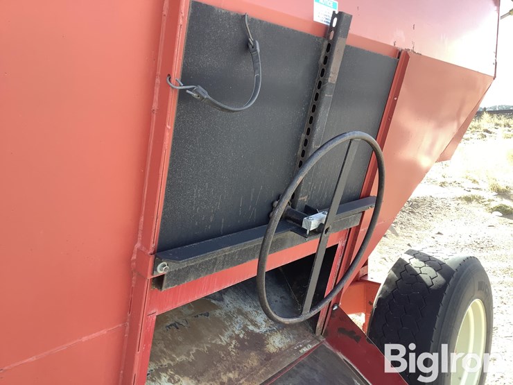 fricklin-4500-gravity-wagon-image-14