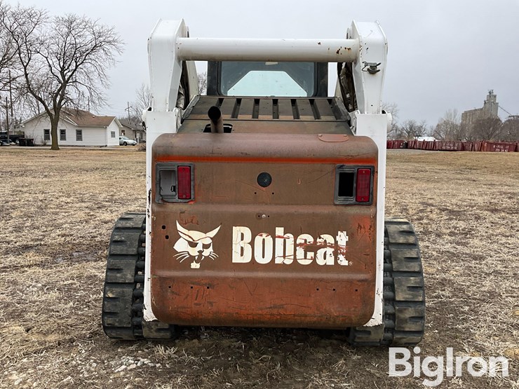 2004-bobcat-t300-image-6
