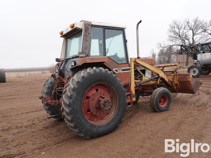 1976-international-1086-image-5