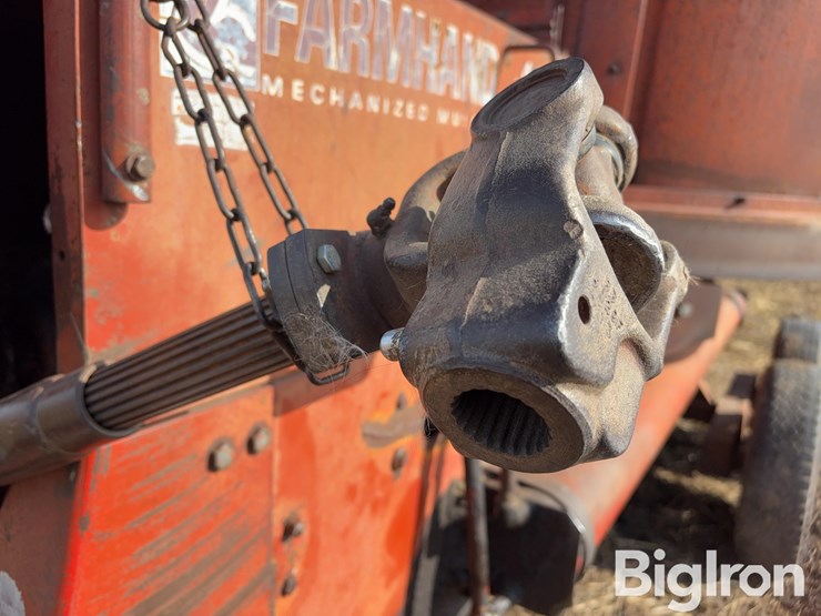 farmhand-900a-tub-grinder-image-11