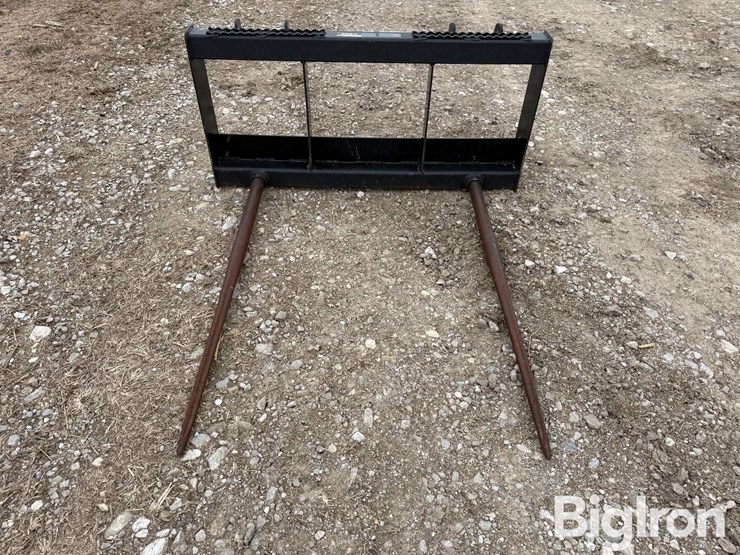 john-deere-worksite-pro-ab32-skidsteer-bale-spear-image-2