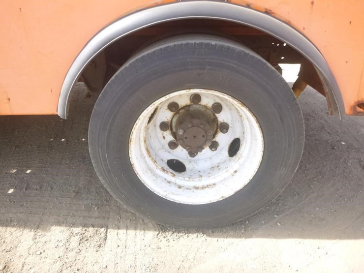 2000-international-4700-image-17