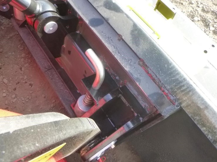 2026-sdlool-323w-skid-steer-loader-image-9