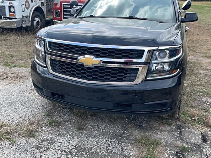 chevrolet-tahoe-image-2