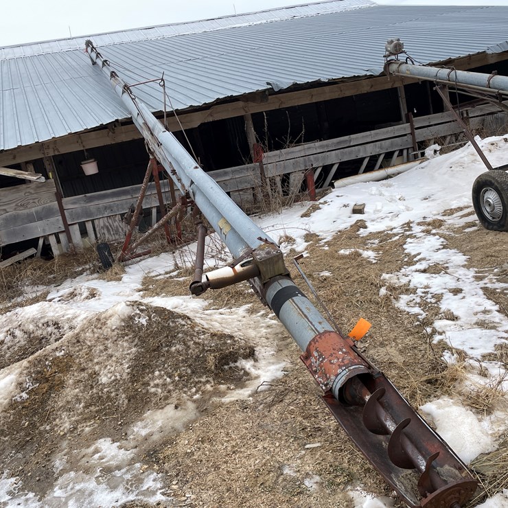 #2379 • GT 50' Elevator