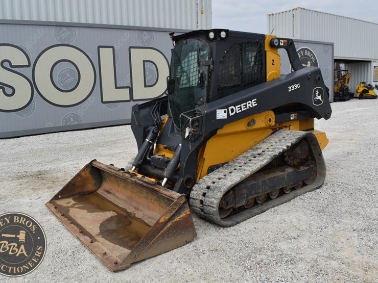 2021-deere-333g-image-2