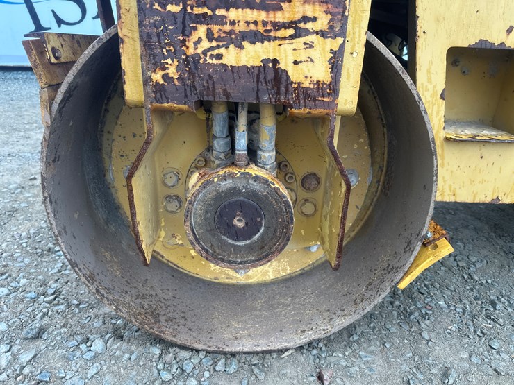 massey-ferguson-8-image-35