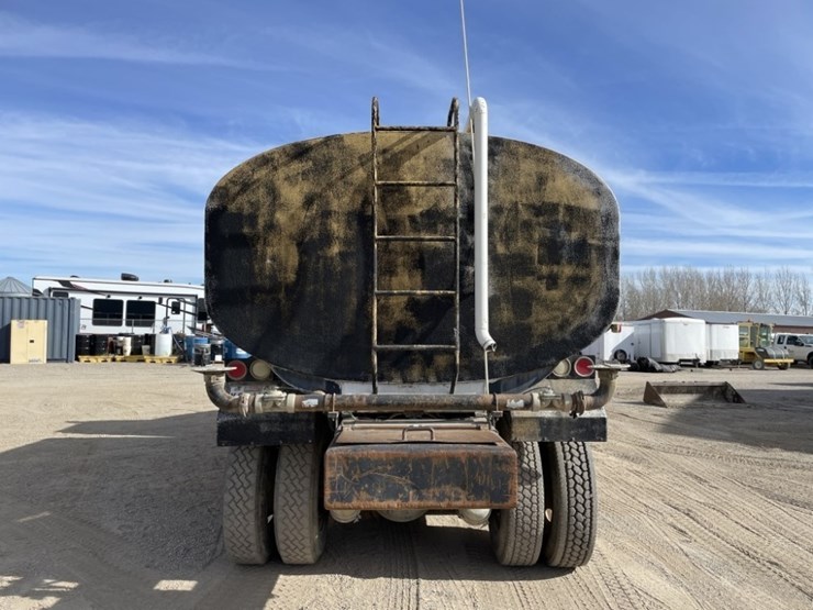 sterling-t/a-water-truck-image-4