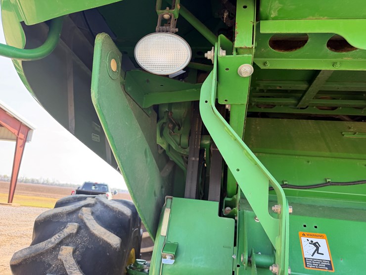 2014-john-deere-s670-image-67