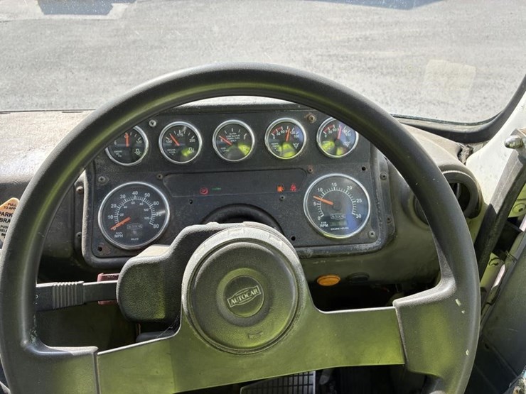 2009-autocar-xpeditor-image-13