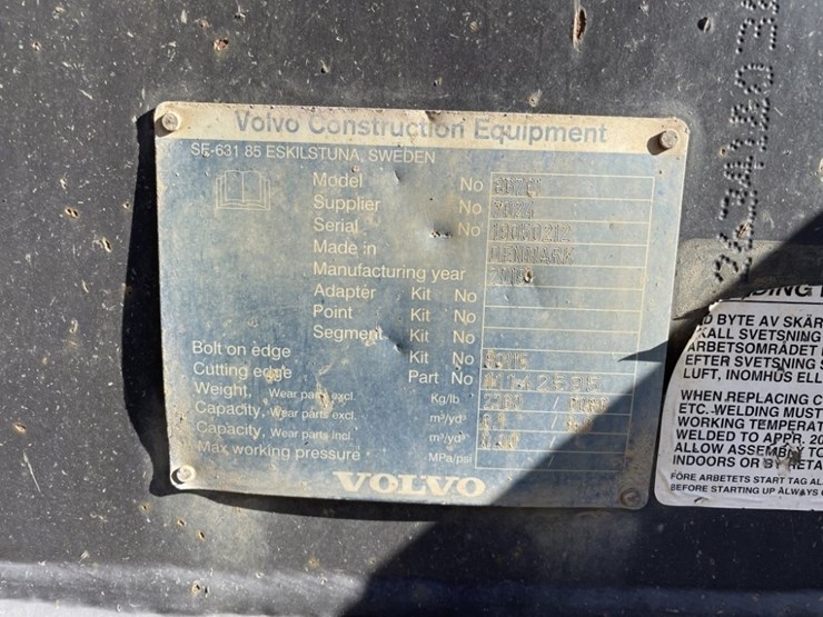 2021-volvo-l220h-image-11