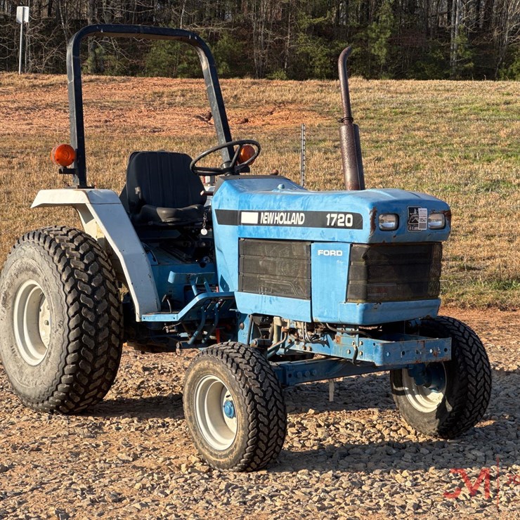 NEW HOLLAND 1720