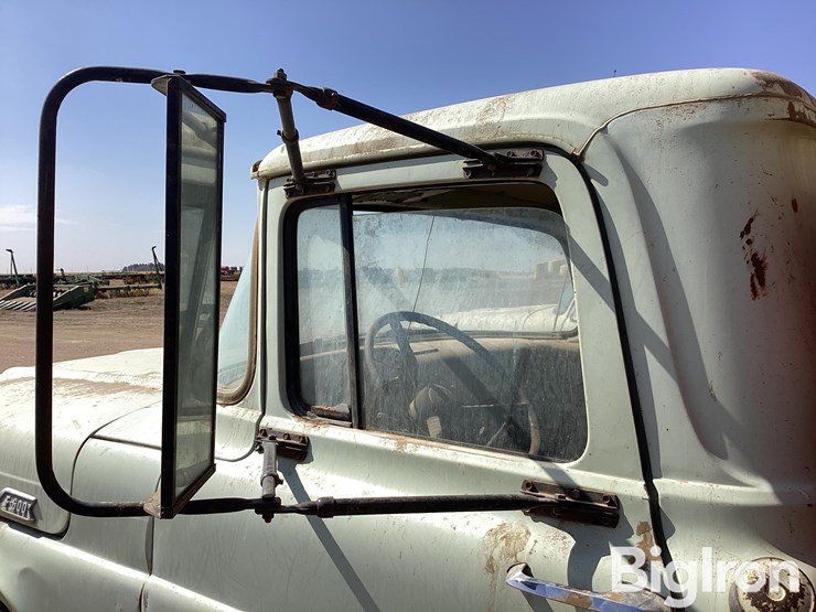 1960-ford-f600-image-15