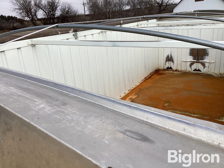 2000-international-8100-image-17