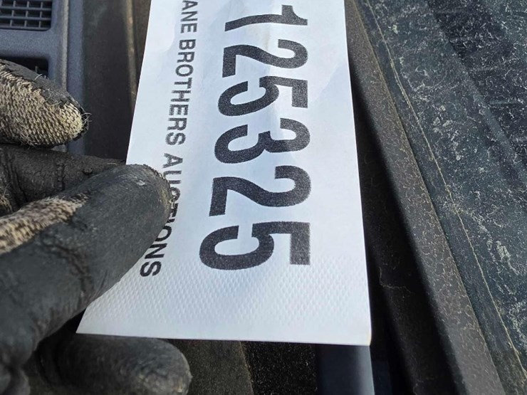 2019-ford-f150-xl-image-15