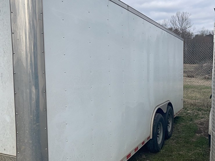 2020-20x8-covered-wagon-enclosed-trailer-let-down-back-door-side-door-image-5