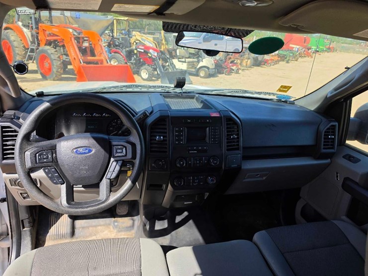 2018-ford-f150-xl-image-10