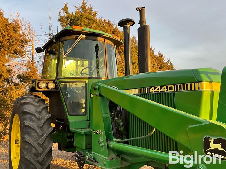 1978-john-deere-4440-image-10