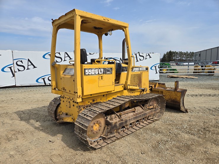 deere-550g-lt-image-5