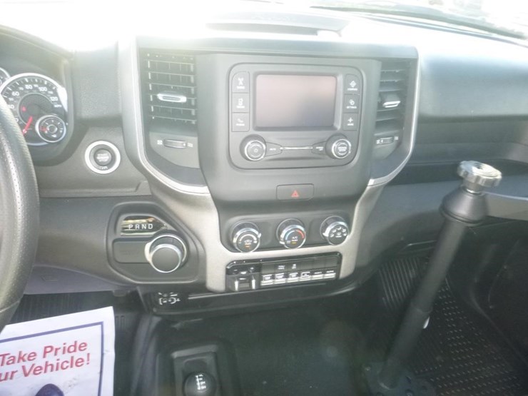 2024-dodge-2500-image-21