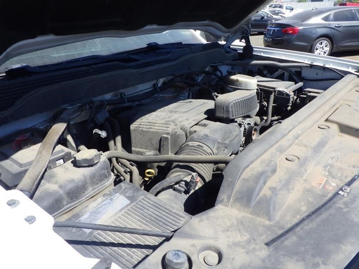 2018-chevrolet-2500hd-image-11