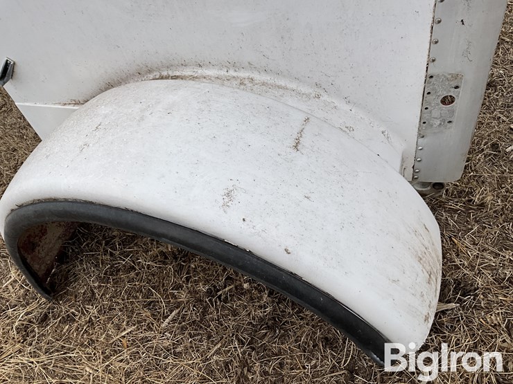 peterbilt-378-image-17