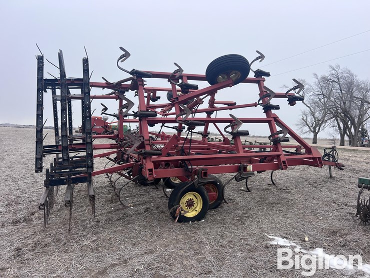 case-ih-4800-image-4