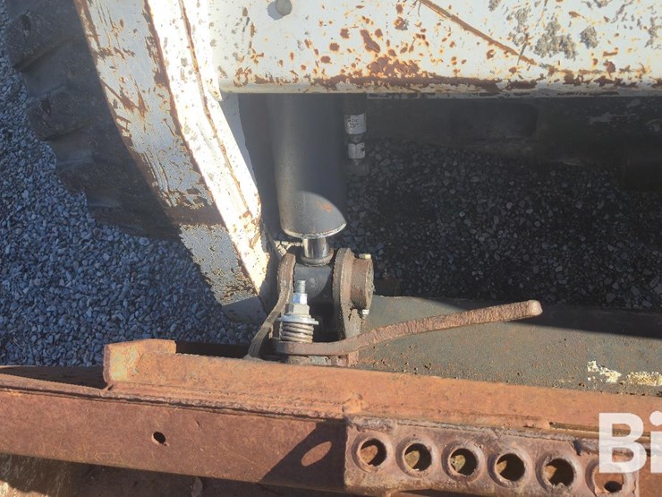 2004-bobcat-s175-image-14