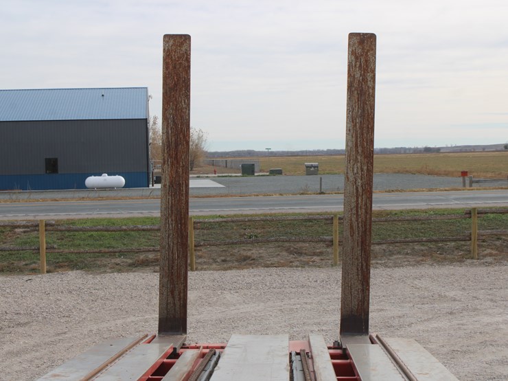 #1064-•-2009-morris-mfg-pro-ag-auto-align-bale-runner-16k-image-68