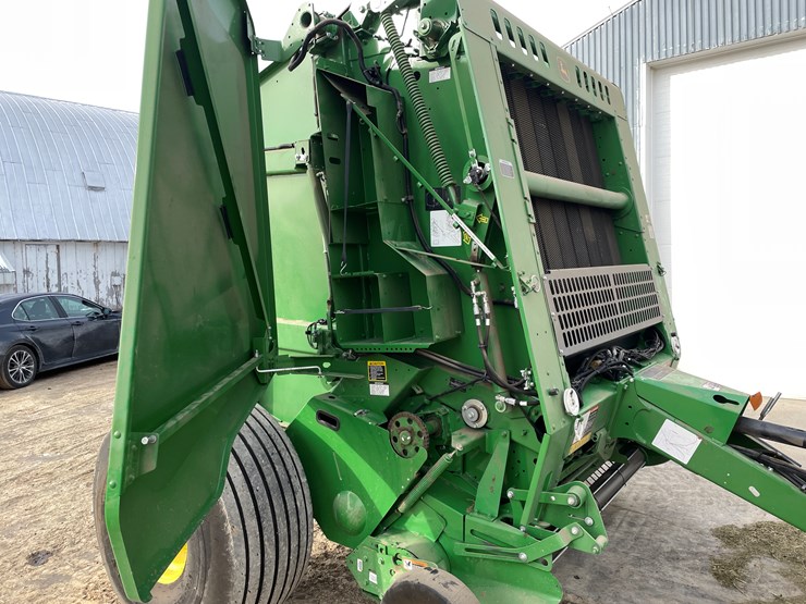 john-deere-560m-image-24