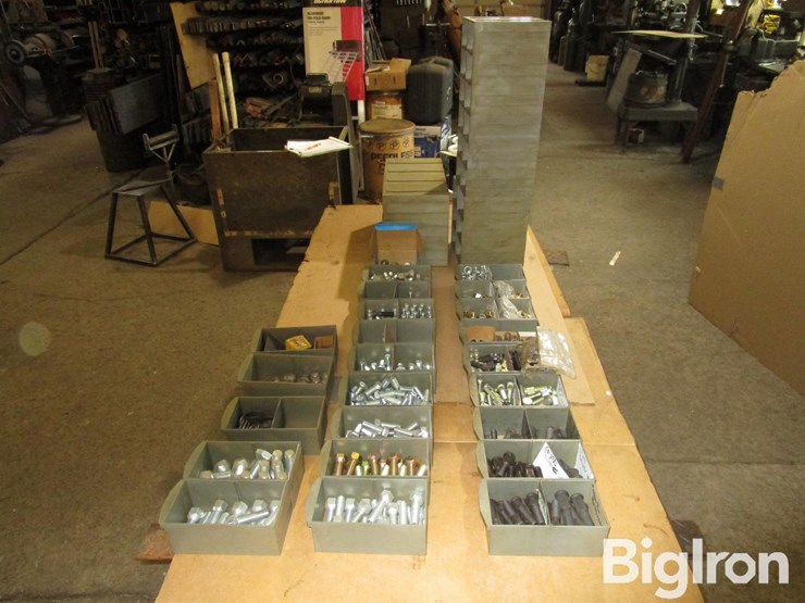 large-assortment-of-wheel-studs,-lug-bolts,-lug-nuts,-and-washers-image-8