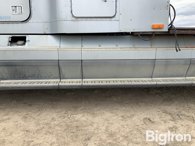 1995-freightliner-fld120-image-19