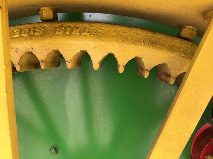 12-25-waterloo-boy-model-n-image-30